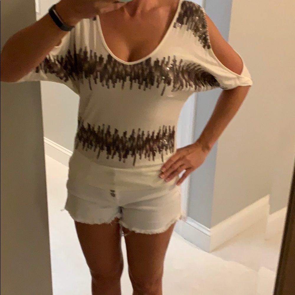 Cold shoulder Bebe top